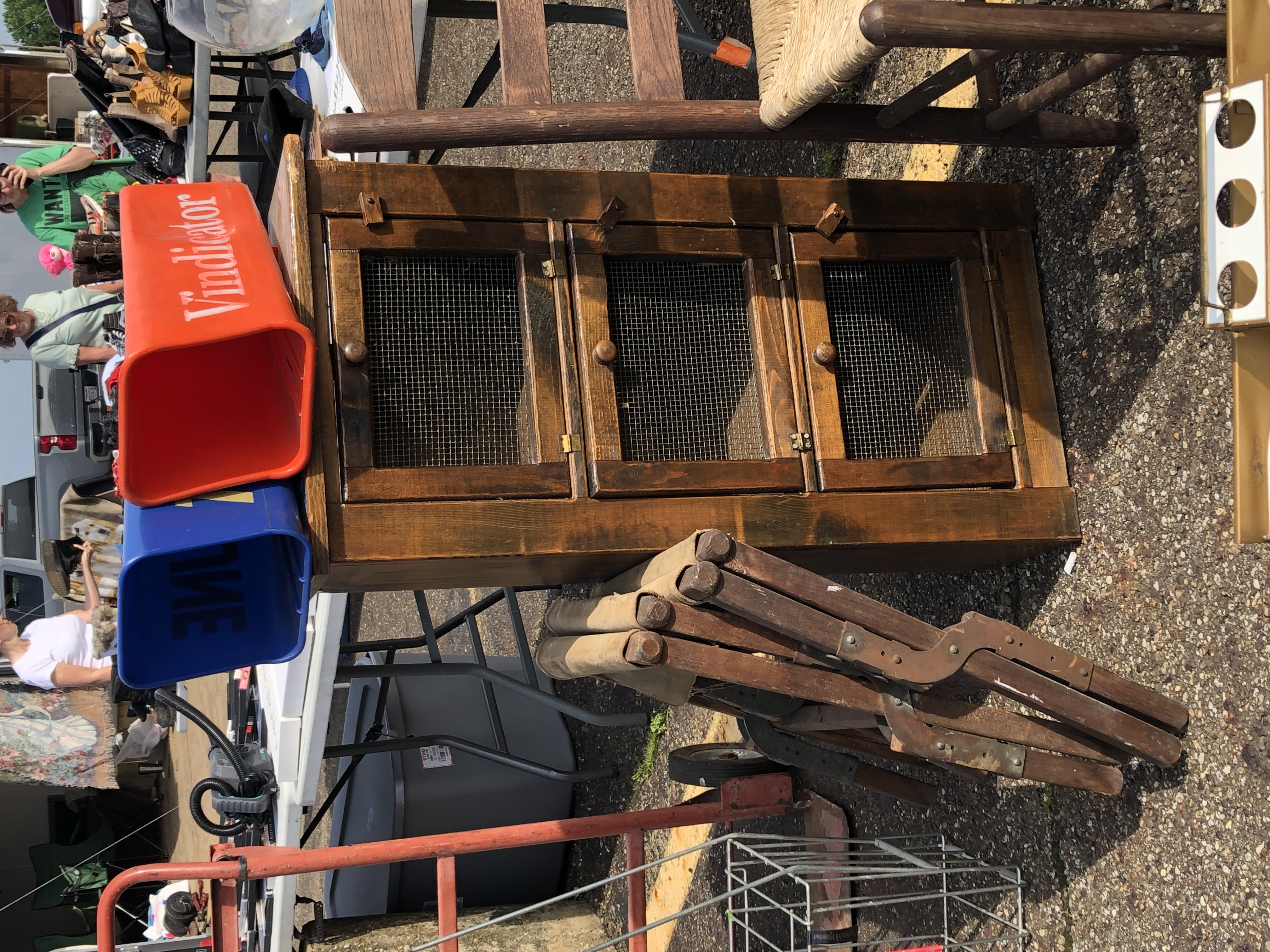 unique cage-type storage